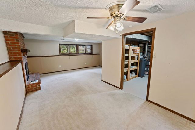 8653 Brant Street NE, Circle Pines, MN 55014
