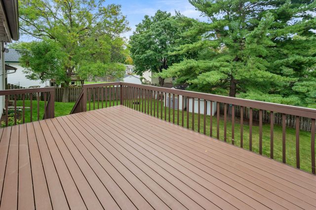 8653 Brant Street NE, Circle Pines, MN 55014
