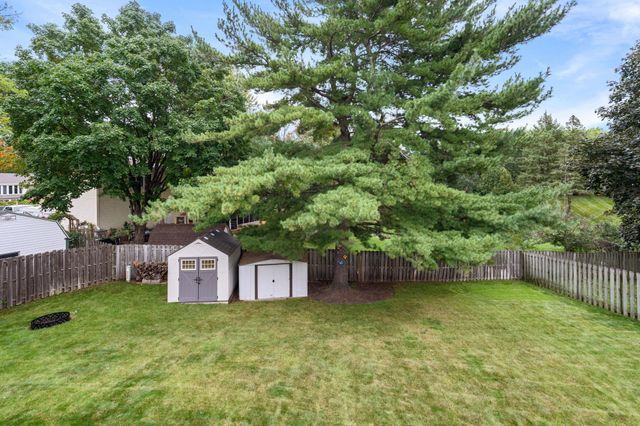 8653 Brant Street NE, Circle Pines, MN 55014