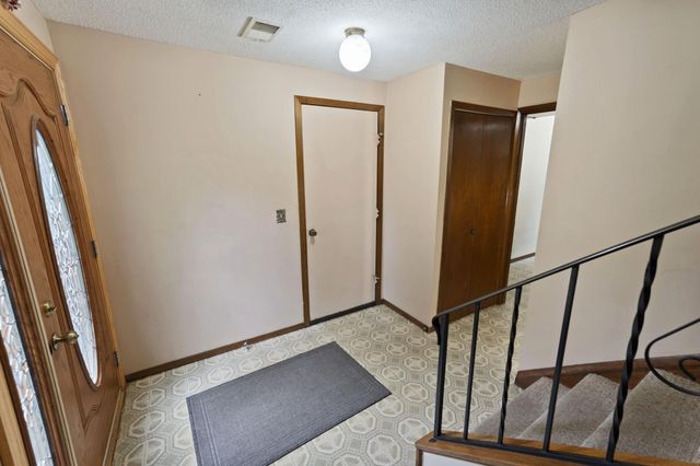 8653 Brant Street NE, Circle Pines, MN 55014