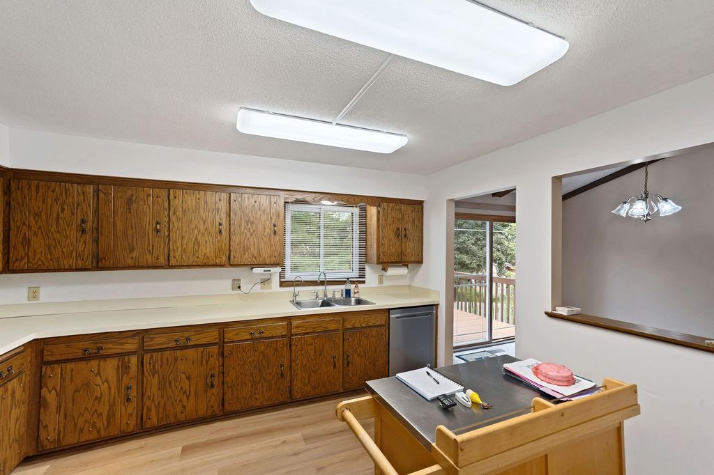 8653 Brant Street NE, Circle Pines, MN 55014 — photo 4
