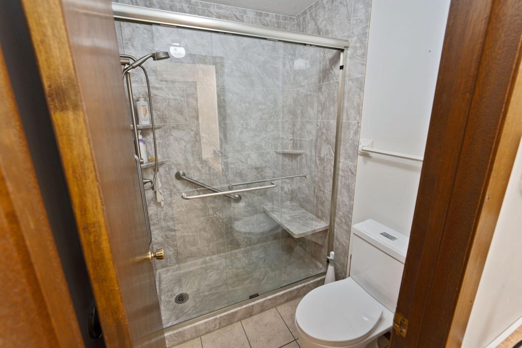 8653 Brant Street NE, Circle Pines, MN 55014 — photo 5