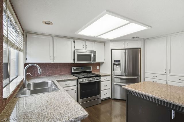 863 Brass Ring Road, Las Vegas, NV 89123