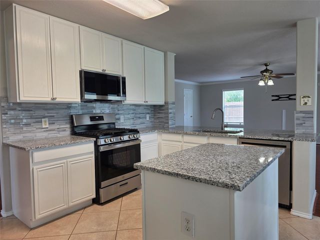 3207 Coldwater Canyon Lane, Katy, TX 77449