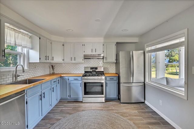 138 Elm Street, Saratoga Springs, NY 12866