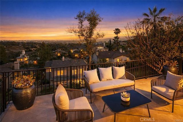 632 Hartwell Court, Altadena, CA 91001