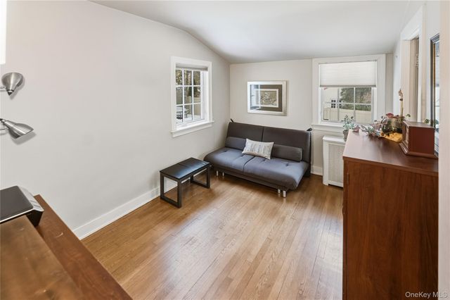 6 White Plains Road, Bronxville, NY 10708