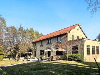 6 White Plains Road, Bronxville, NY 10708
