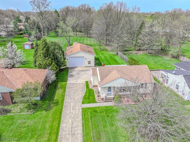 400 Harris Road, Richmond Heights, OH 44143
