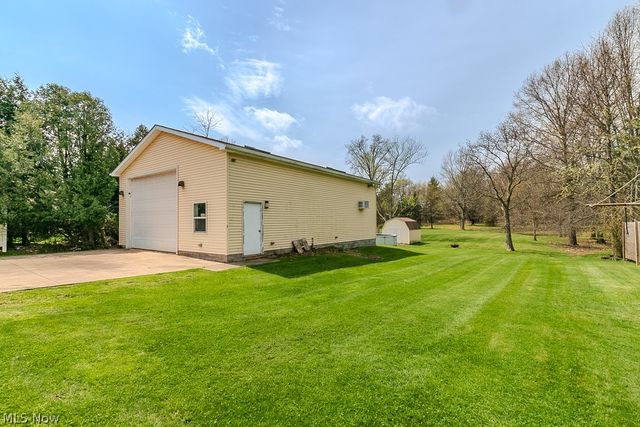 400 Harris Road, Richmond Heights, OH 44143