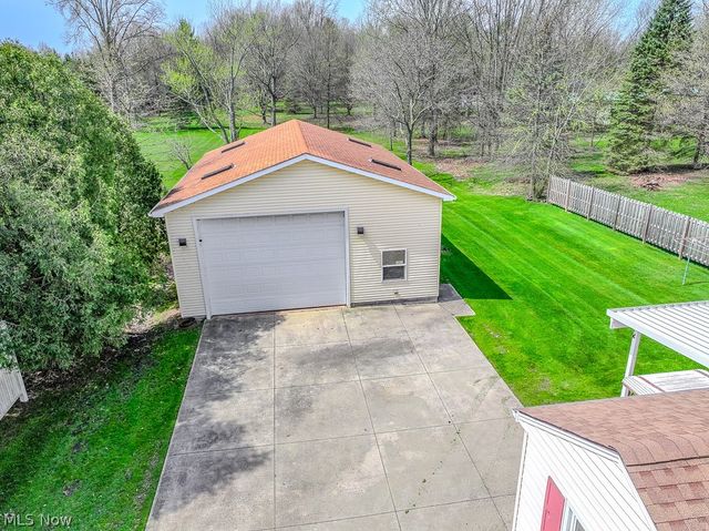 400 Harris Road, Richmond Heights, OH 44143