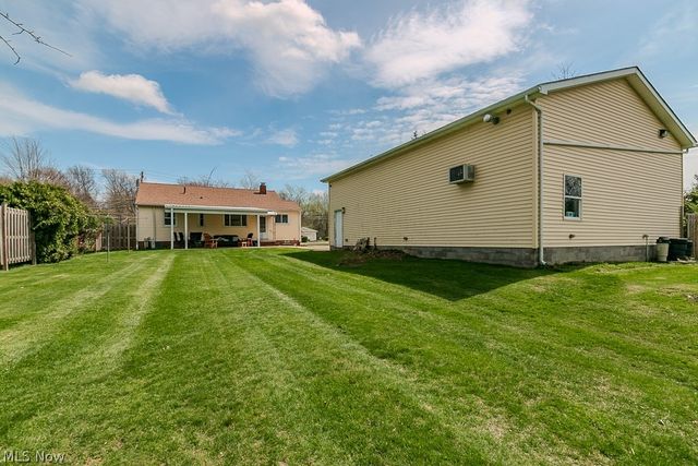 400 Harris Road, Richmond Heights, OH 44143