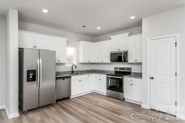3417 Robindale Drive, Winston Salem, NC 27127