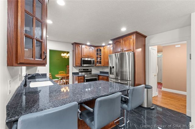 974 Pinewood Trail NE, New Salisbury, IN 47161