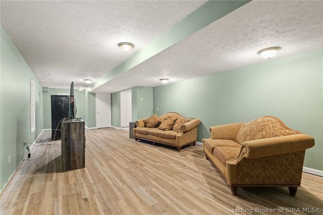 974 Pinewood Trail NE, New Salisbury, IN 47161