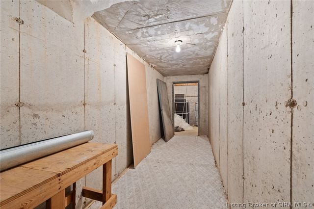 974 Pinewood Trail NE, New Salisbury, IN 47161