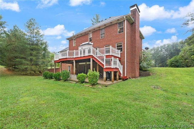 974 Pinewood Trail NE, New Salisbury, IN 47161