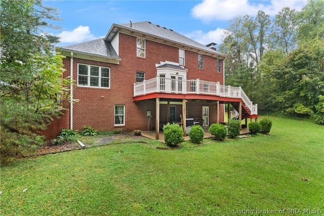 974 Pinewood Trail NE, New Salisbury, IN 47161