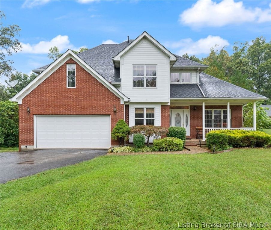 974 Pinewood Trail NE, New Salisbury, IN 47161