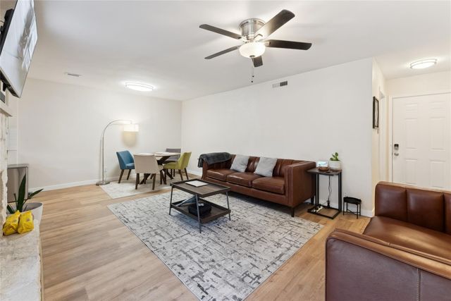 5132 Amesbury Drive 106, Dallas, TX 75206