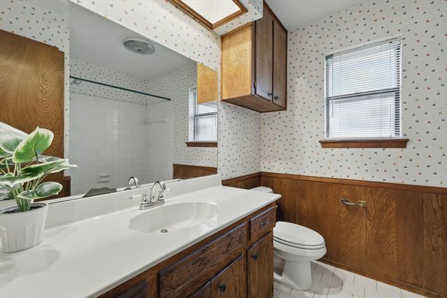 1912 River Bend Road, Arlington, TX 76014