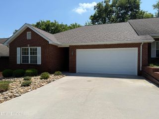 3426 Maple Grove Way, Knoxville, TN 37921