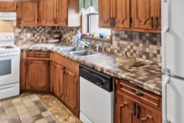 26136 Highway 53, Saucier, MS 39574