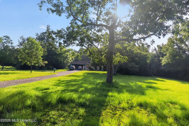 26136 Highway 53, Saucier, MS 39574