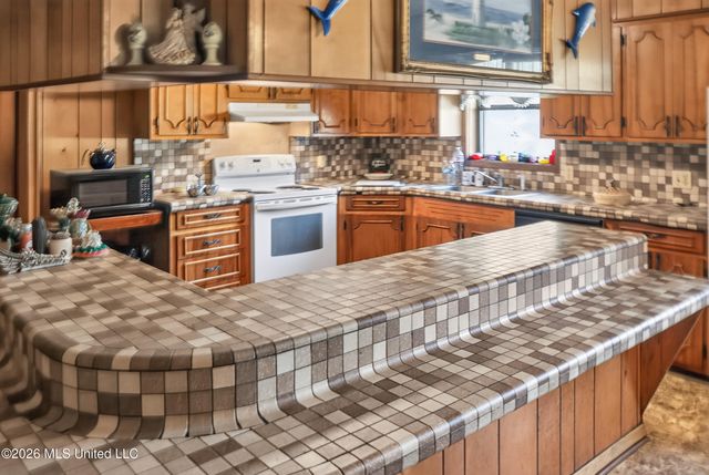 26136 Highway 53, Saucier, MS 39574