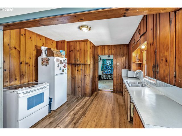 6318 Se 89TH Ave, Portland, OR 97266