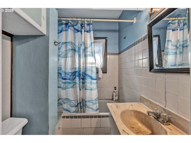 6318 Se 89TH Ave, Portland, OR 97266