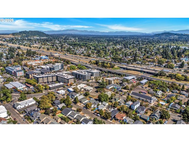 6318 Se 89TH Ave, Portland, OR 97266