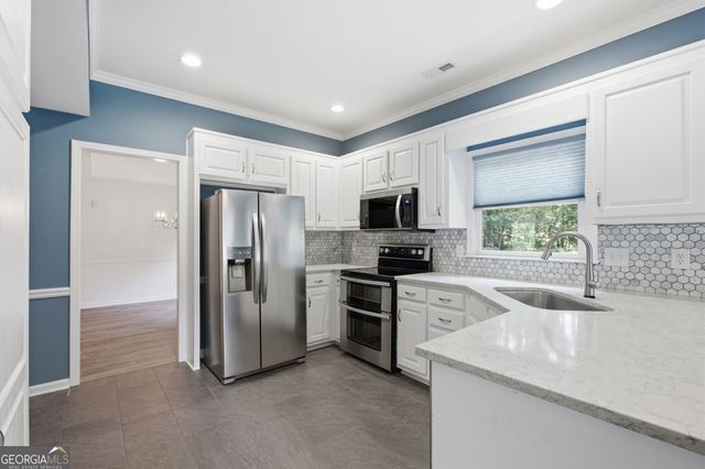 2084 York River Way, Suwanee, GA 30024