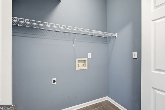 2084 York River Way, Suwanee, GA 30024