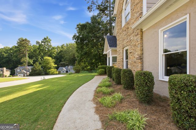 2084 York River Way, Suwanee, GA 30024