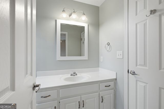 2084 York River Way, Suwanee, GA 30024