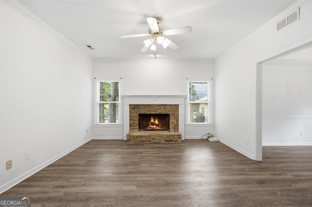 2084 York River Way, Suwanee, GA 30024