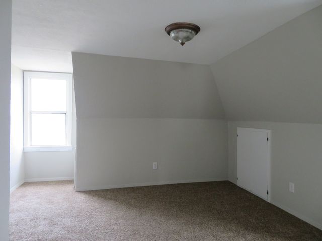 911 W Liveoak Street, Coleman, TX 76834