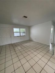 1243 NW 61st St 3, Miami, FL 33142