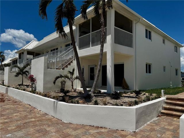 805 E Gulf DR B4, Sanibel, FL 33957