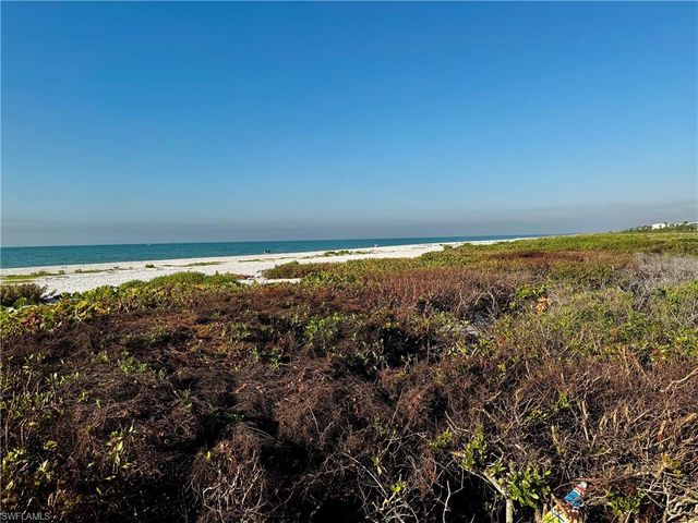 805 E Gulf DR B4, Sanibel, FL 33957