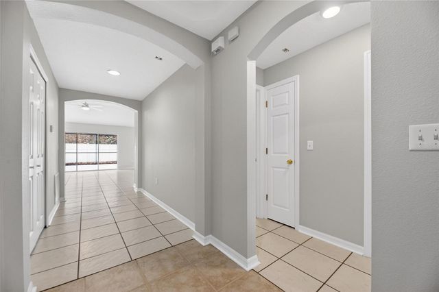 9613 CYPRESS HARBOR DRIVE, Gibsonton, FL 33534