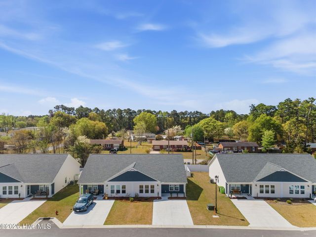700 Discovery Cove, Newport, NC 28570
