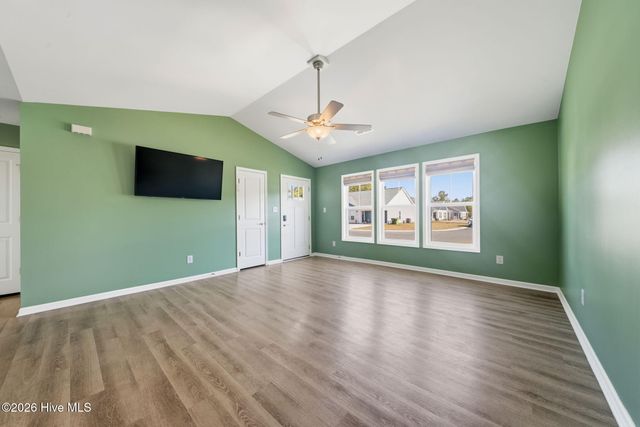 700 Discovery Cove, Newport, NC 28570