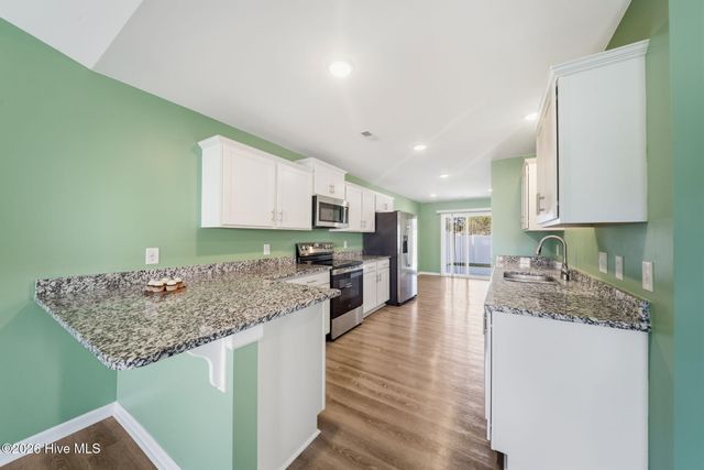 700 Discovery Cove, Newport, NC 28570