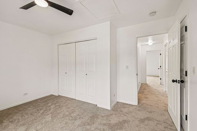 183 W ALGONQUIN Road, Des Plaines, IL 60016