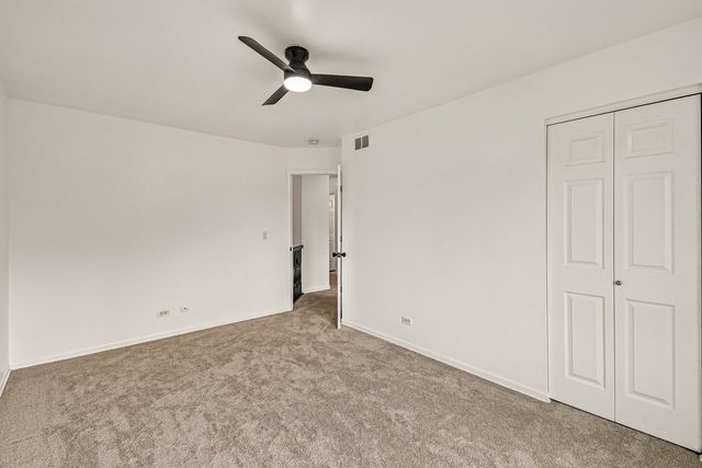 183 W ALGONQUIN Road, Des Plaines, IL 60016