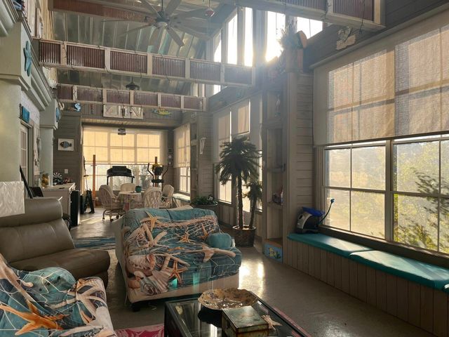 798 Oxbow Dr., Myrtle Beach, SC 29579