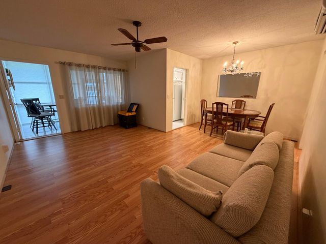 161 NE 10th Avenue 12b, Hallandale Beach, FL 33009