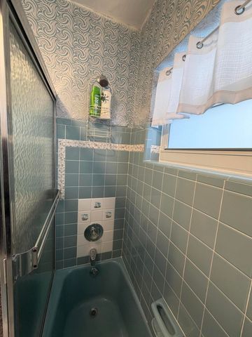 161 NE 10th Avenue 12b, Hallandale Beach, FL 33009